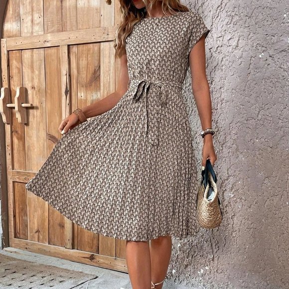 MODA ME COUTURE Dresses & Skirts - Multicolor Allover Print Batwing Sleeve Belted Dress